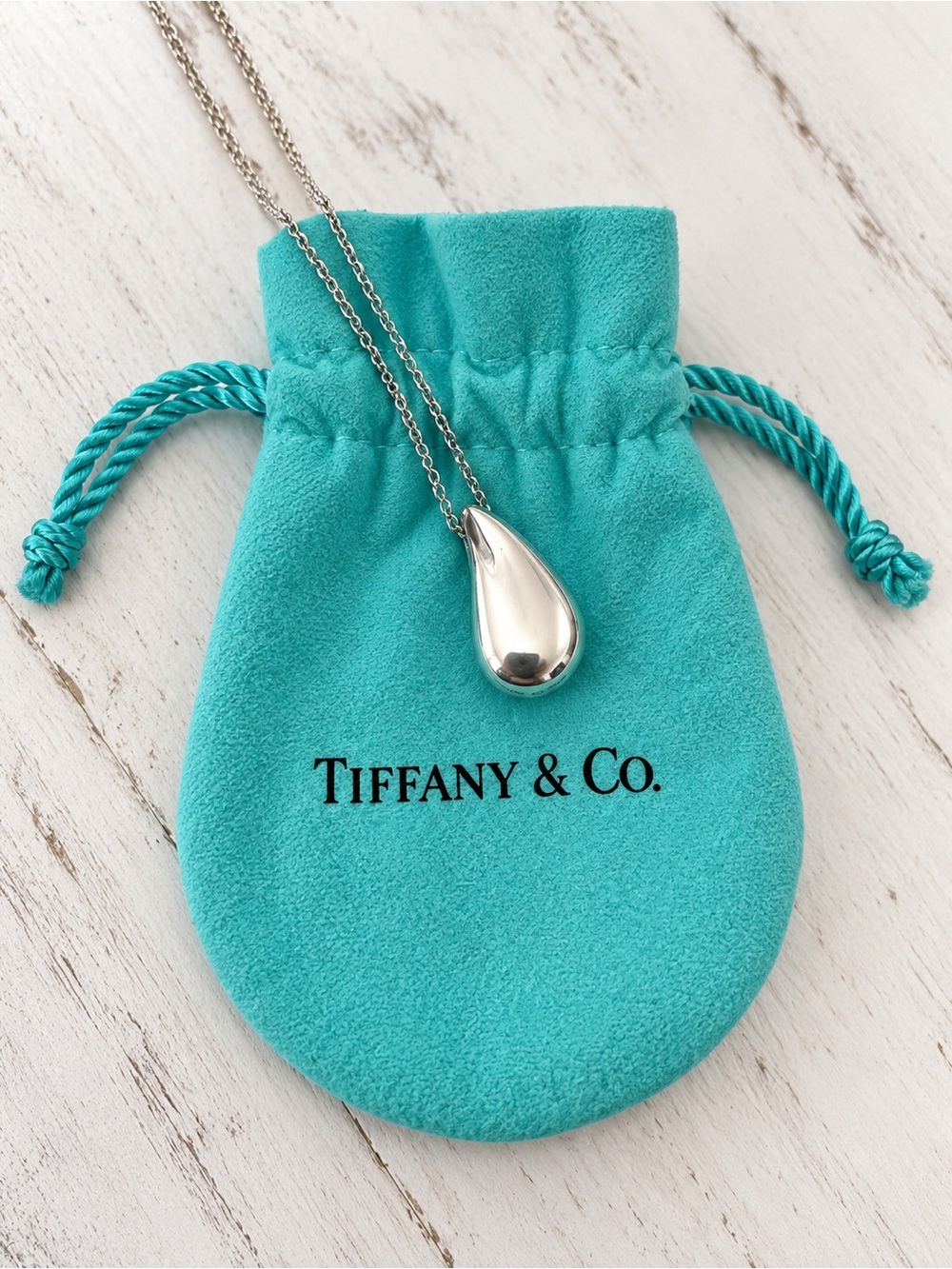 Tiffany & Co. Vintage Elsa Peretti Large Teardrop Sterling Silver Necklace